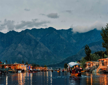 Kashmir Luxury Tour Packages  7-Day